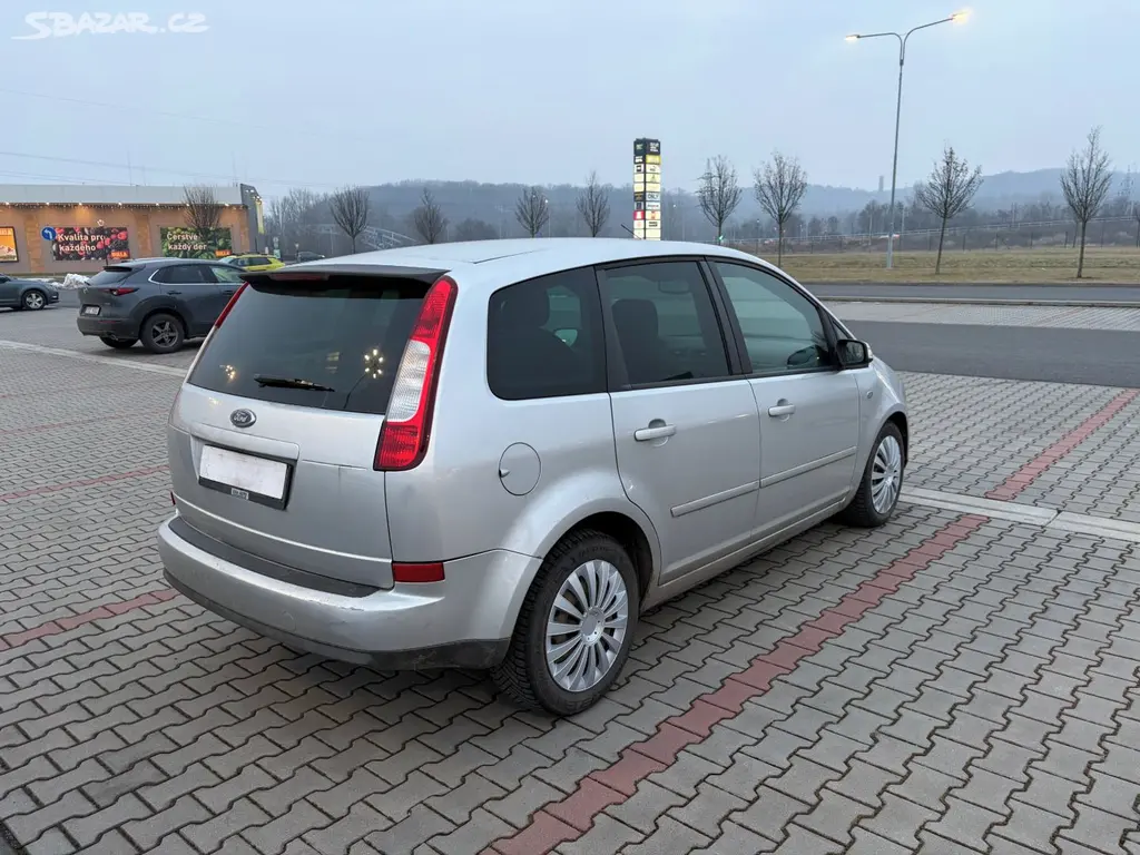 Ford C-Max 1.6 TDCi 80kw - fotka 3