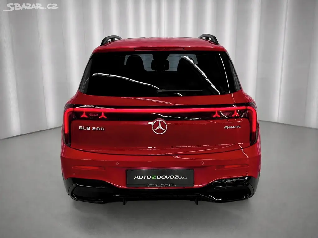Mercedes-Benz GLB, 8G-eDCT 4MATIC AMG, PANORAMA, - fotka 5