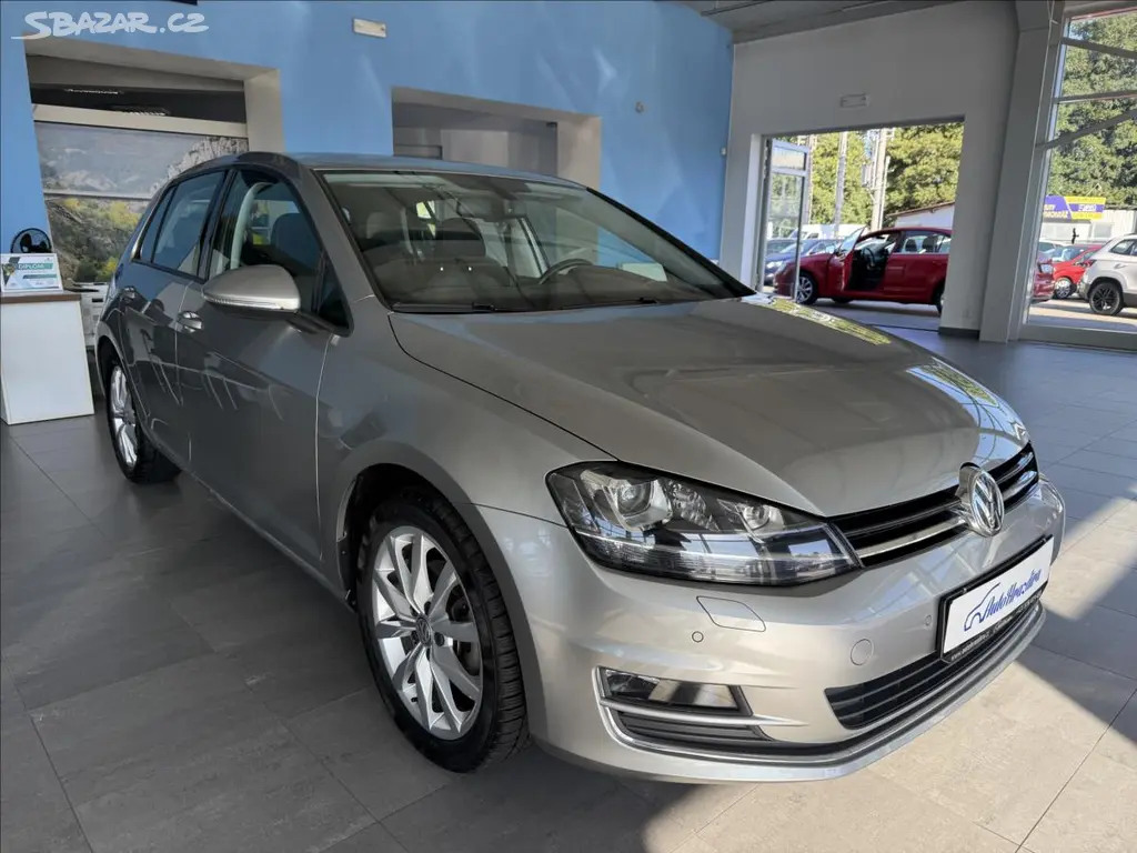 Volkswagen Golf, 1,4 TSI 92kW,HIGHLINE,SERVIS
