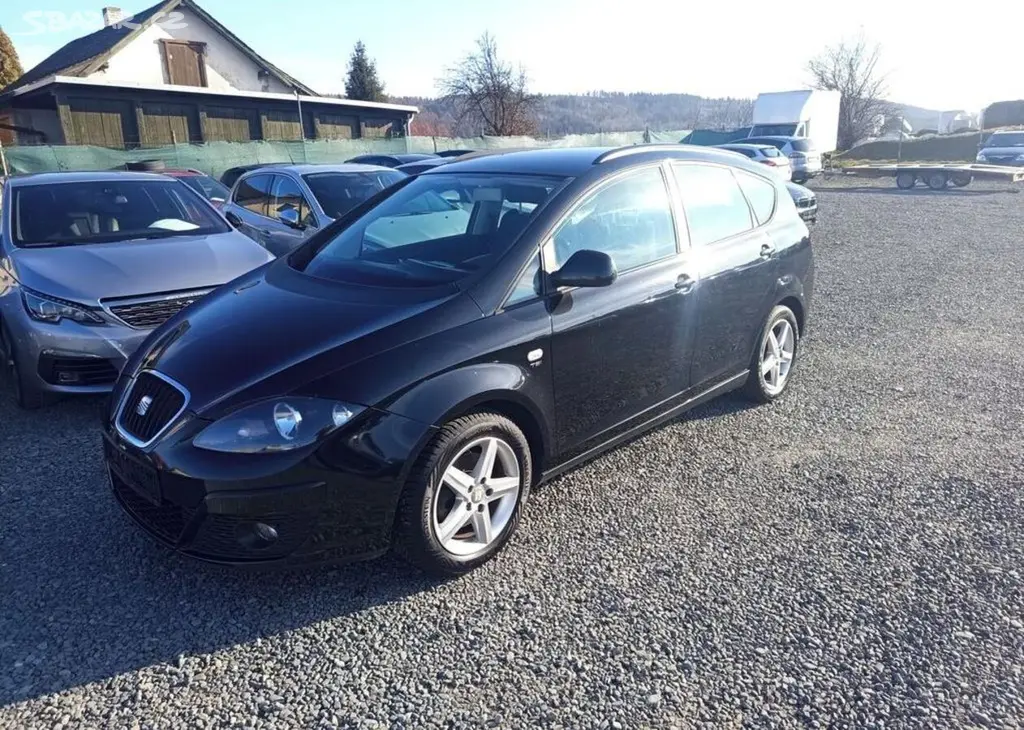 Seat Altea XL 1.2 TSI Klima, Tempomat benzín - fotka 3