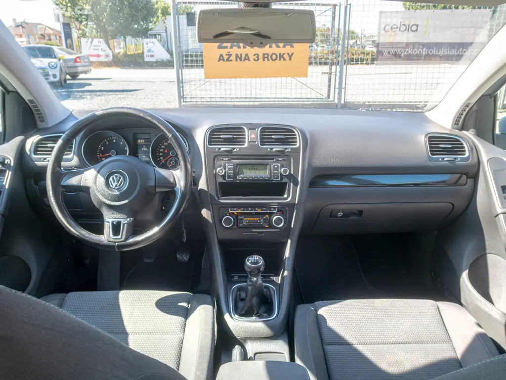 Volkswagen Golf 1.4i 59KW PO ROZVODECH - fotka 6