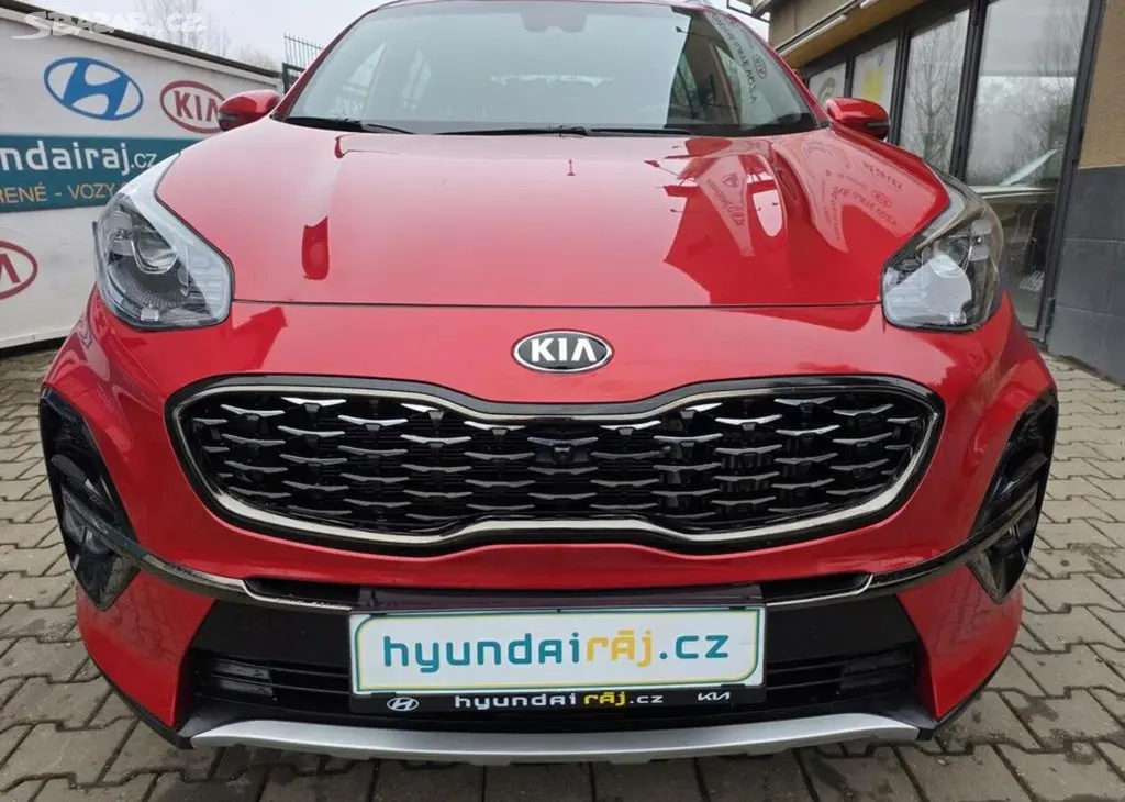 Kia Sportage 1.6-GT-line-1.majitel-TOP STAV