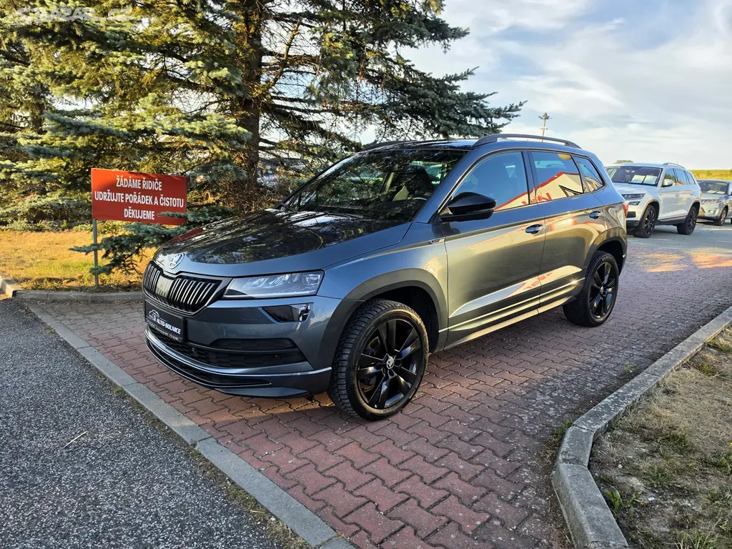 Škoda Karoq SPORTLINE 1.5 TSI DSG-2020-TAŽNÉ,-146 - fotka 2