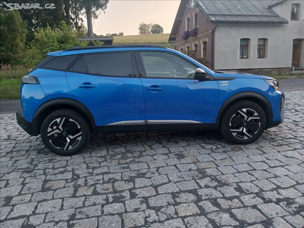 Peugeot 2008, 1,2 ALLURE LIMITED edition - fotka 6