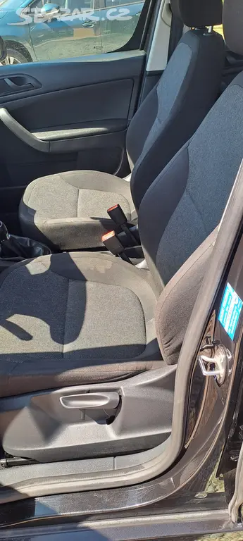 Škoda Yeti 2.0 TDI 81kW 1.MAJITEL - fotka 6