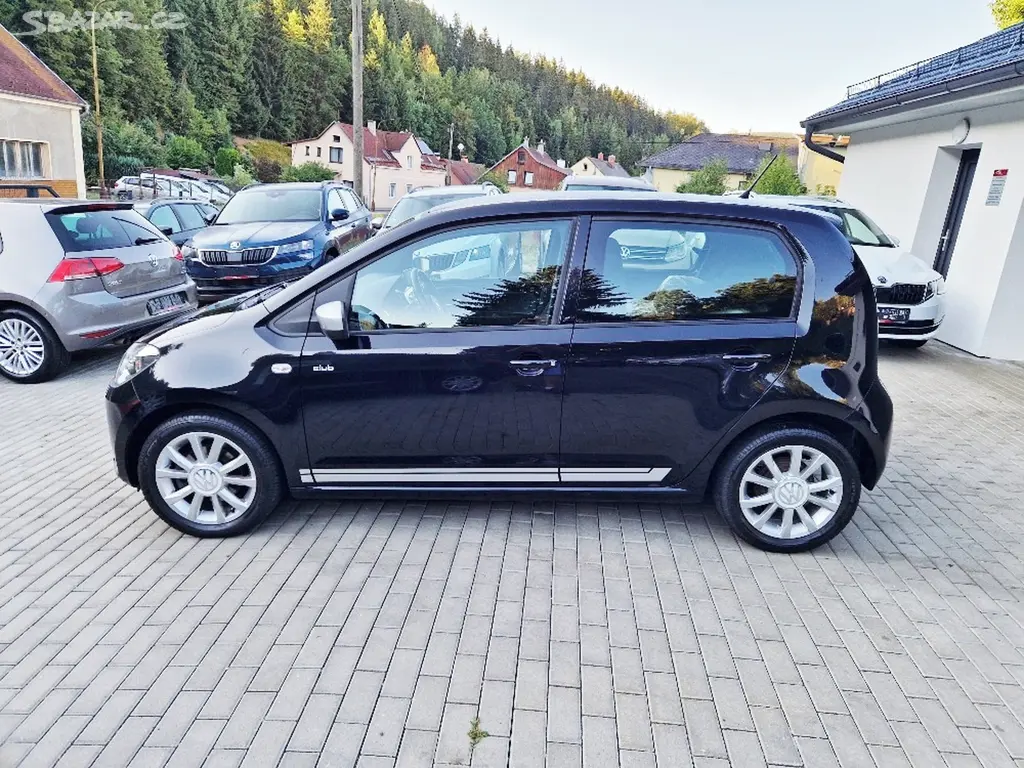 Volkswagen Up!, 1.0 MPi (44 kW) CLUB, NAVI - fotka 5