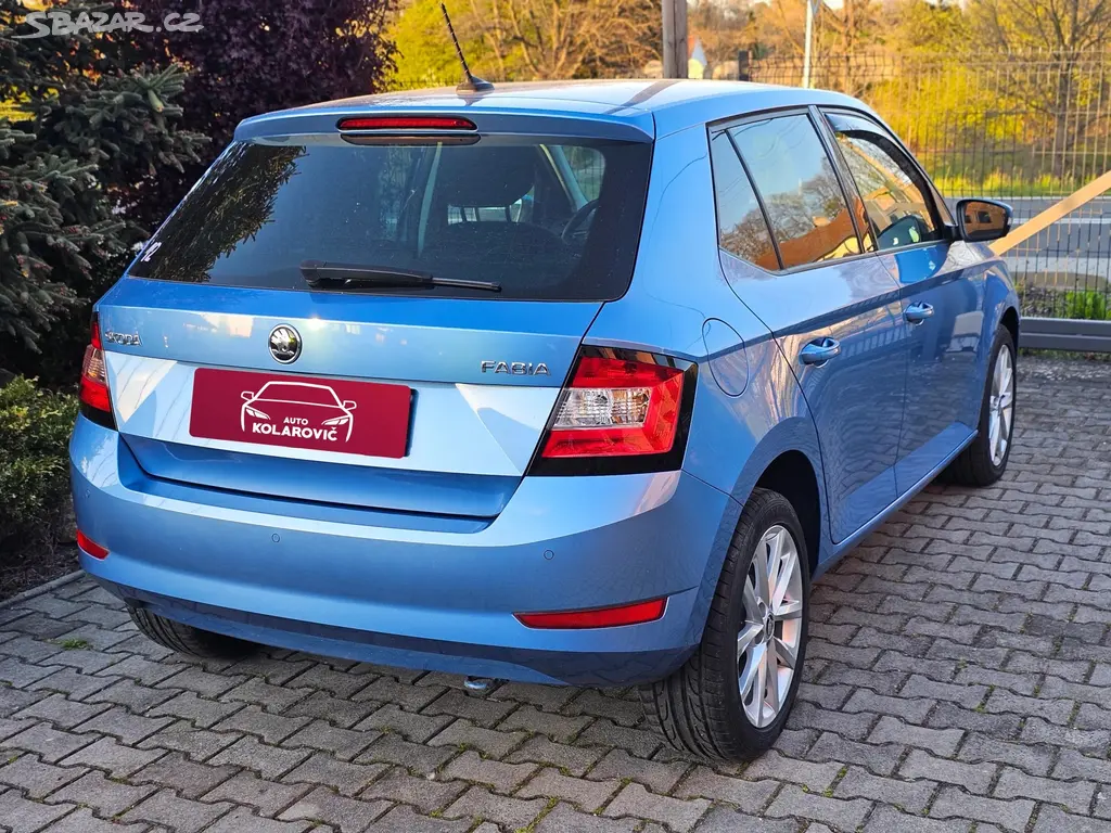 Škoda Fabia III 1.0 MPI Soleil 55 kW [telefon skryt] km - fotka 5