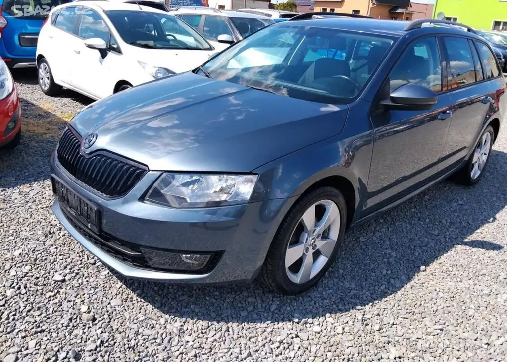 Škoda Octavia 1.6 TDI Klima, Navi, Výhřev. s