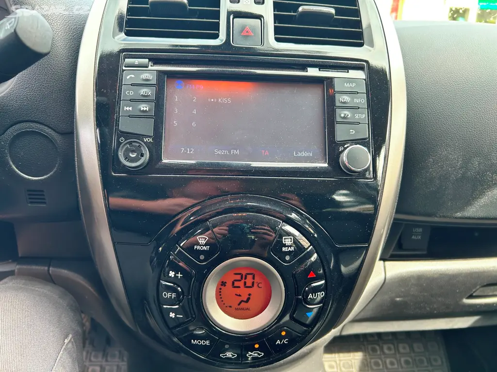 Nissan Micra 1,2 72 kW - DPH - fotka 6