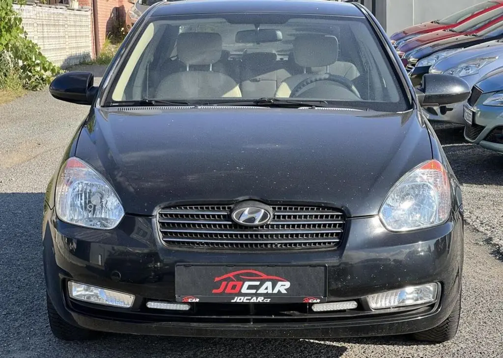 Hyundai Accent 1.5CRDi KLIMA TÁŽNÉ PŮVOD ČR - fotka 2
