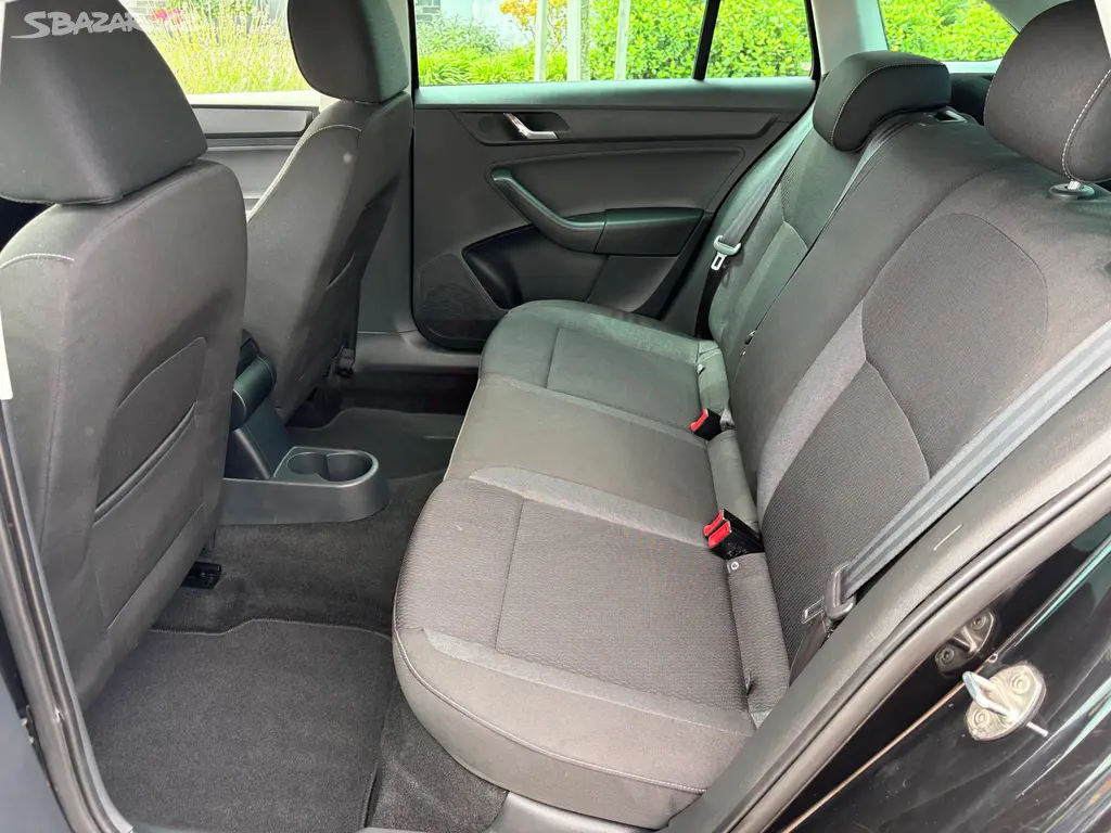 Škoda Rapid 1.2 TSi, BT, tempomat - fotka 6