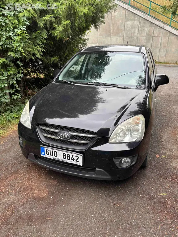 Kia Carens