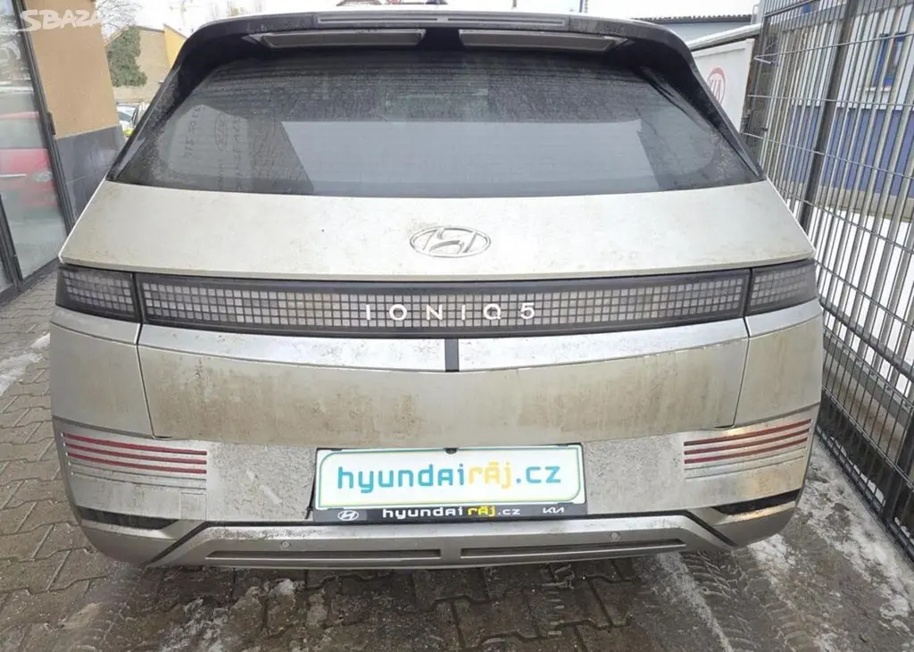 Hyundai Ioniq 5 V ZÁRUCE-100%SOH-77KWh - fotka 5