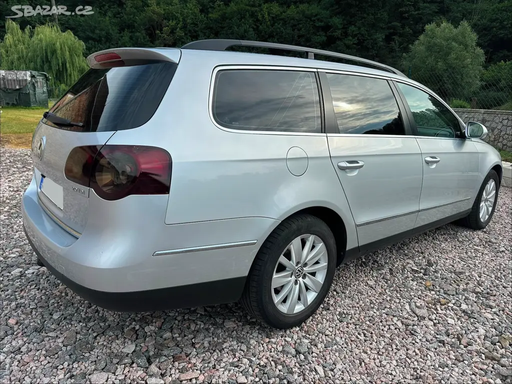 Volkswagen Passat 2.0tdi combi - fotka 6
