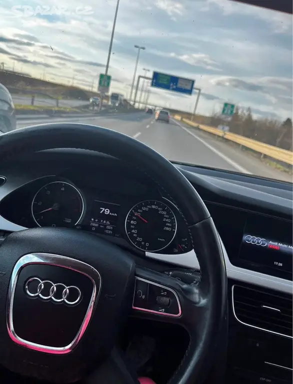 Audi a4 b8 - fotka 6