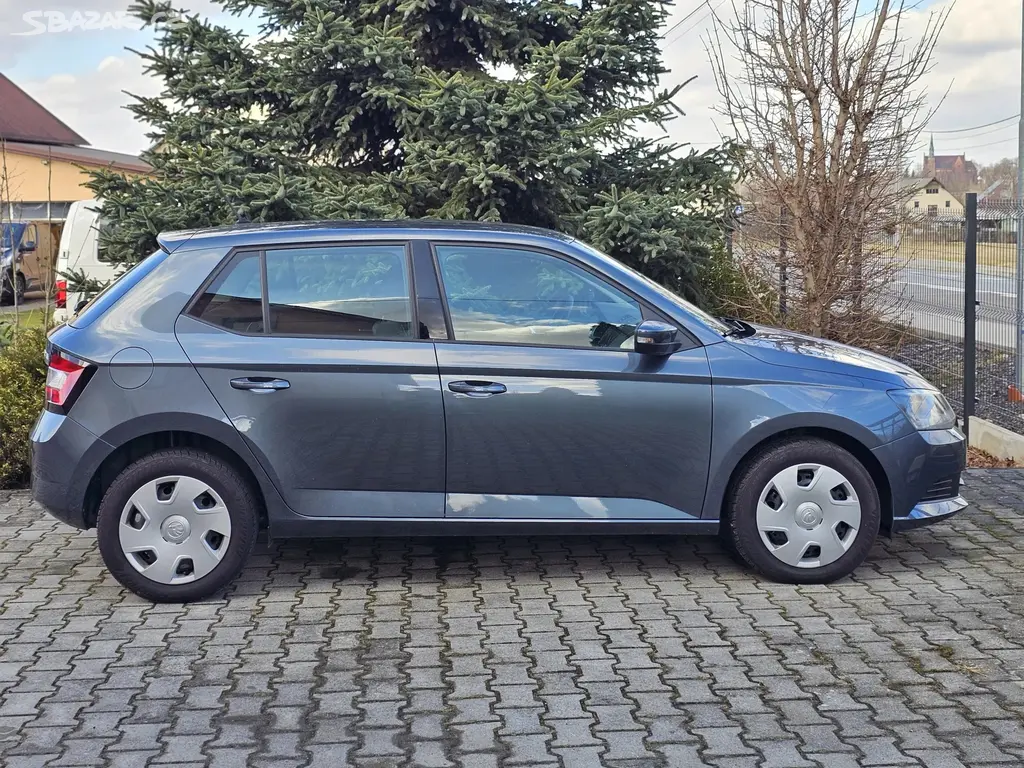 Škoda Fabia III 1.2 TSi 66 kW [telefon skryt] km - fotka 4