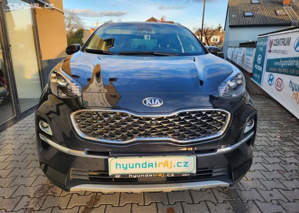 Kia Sportage 1.6-BLACK-LINE-MHEV-1.MAJITEL