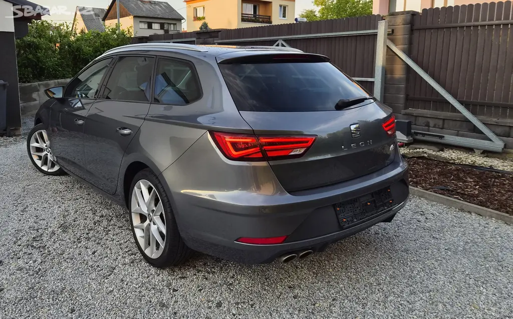 Seat Leon ST FR 2.0 TDi 110kW Facelift FULL LED - fotka 6