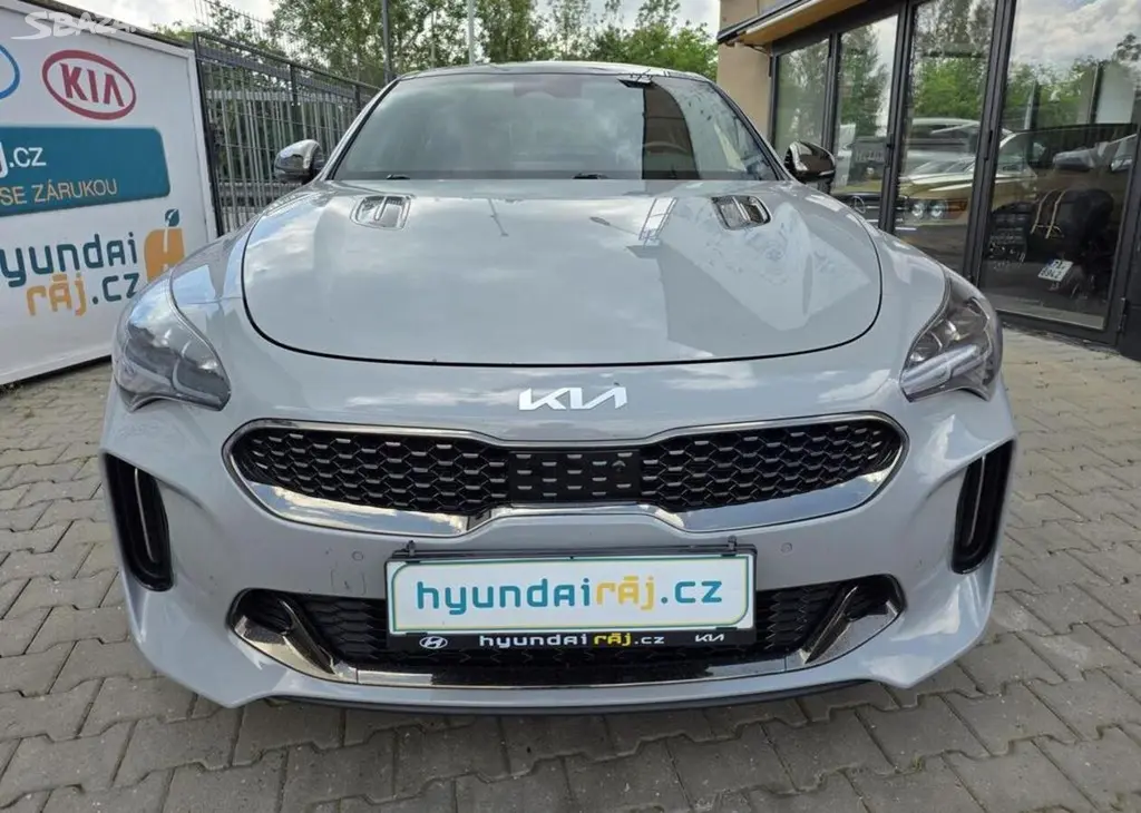 Kia Stinger 3.3-GT-4x4-V ZÁRUCE - fotka 2
