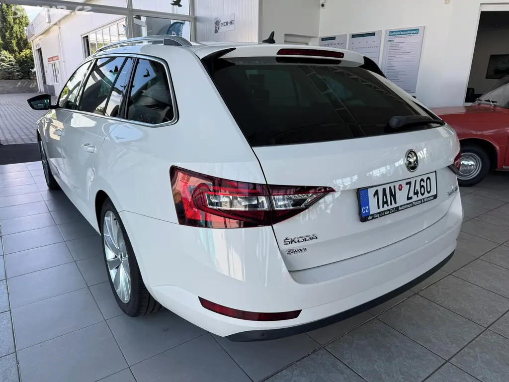 Škoda Superb, 2.0 110 kW bez AdBlue - fotka 5