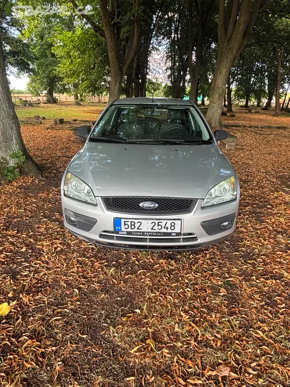 Ford Focus hatchback 1.6 74kw