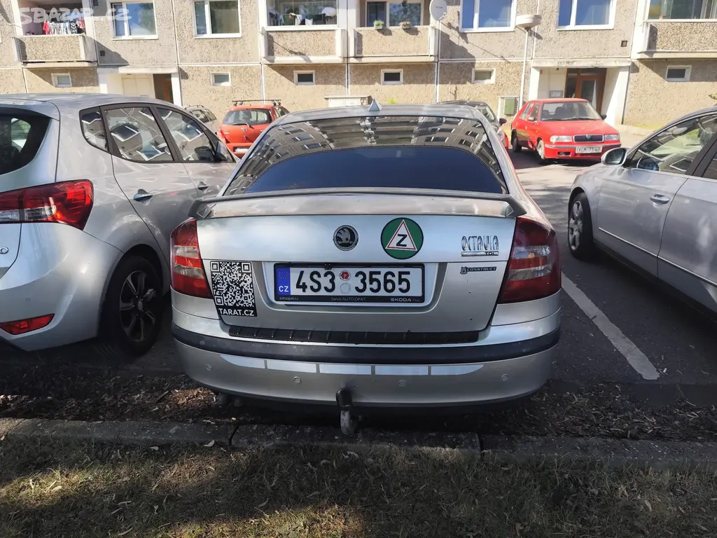 Škoda Octavia 2 - fotka 6