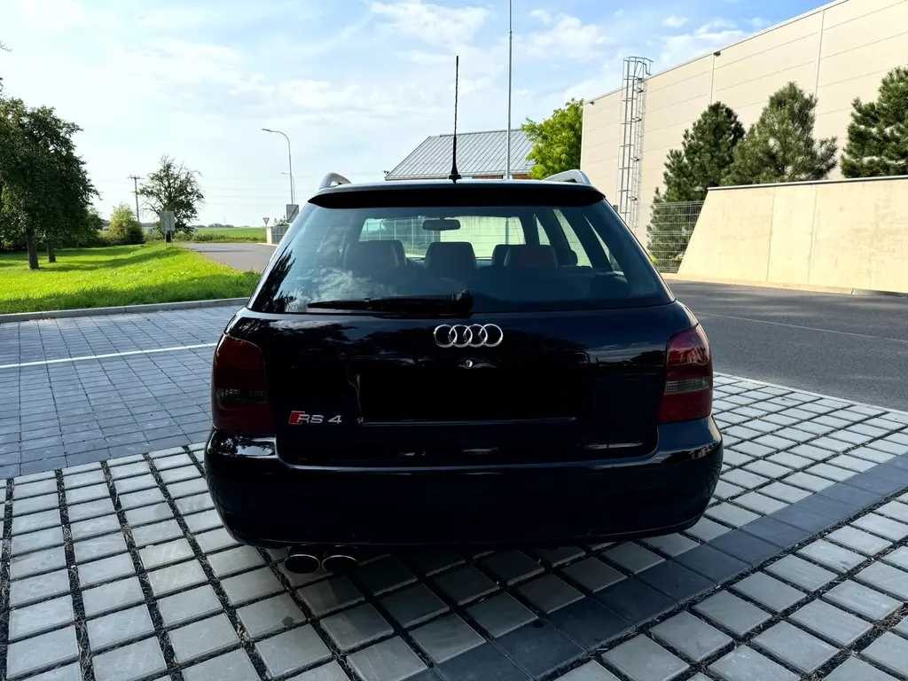 Audi RS 4 B5 2.7 V6 - fotka 5