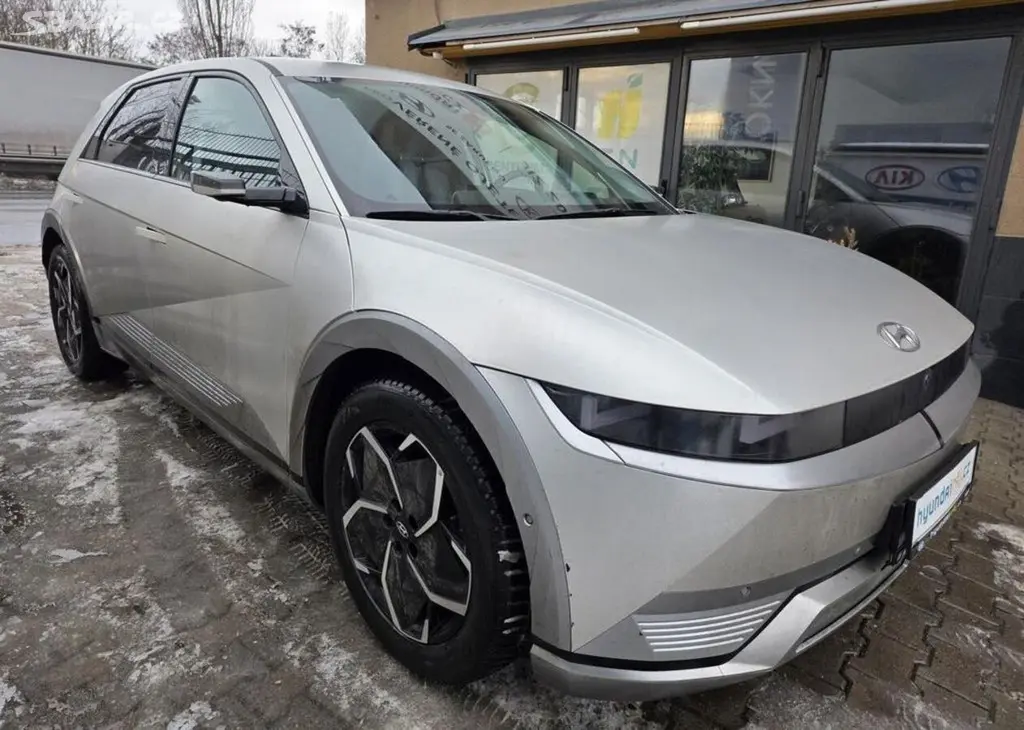 Hyundai Ioniq 5 V ZÁRUCE-100%SOH-77KWh - fotka 2
