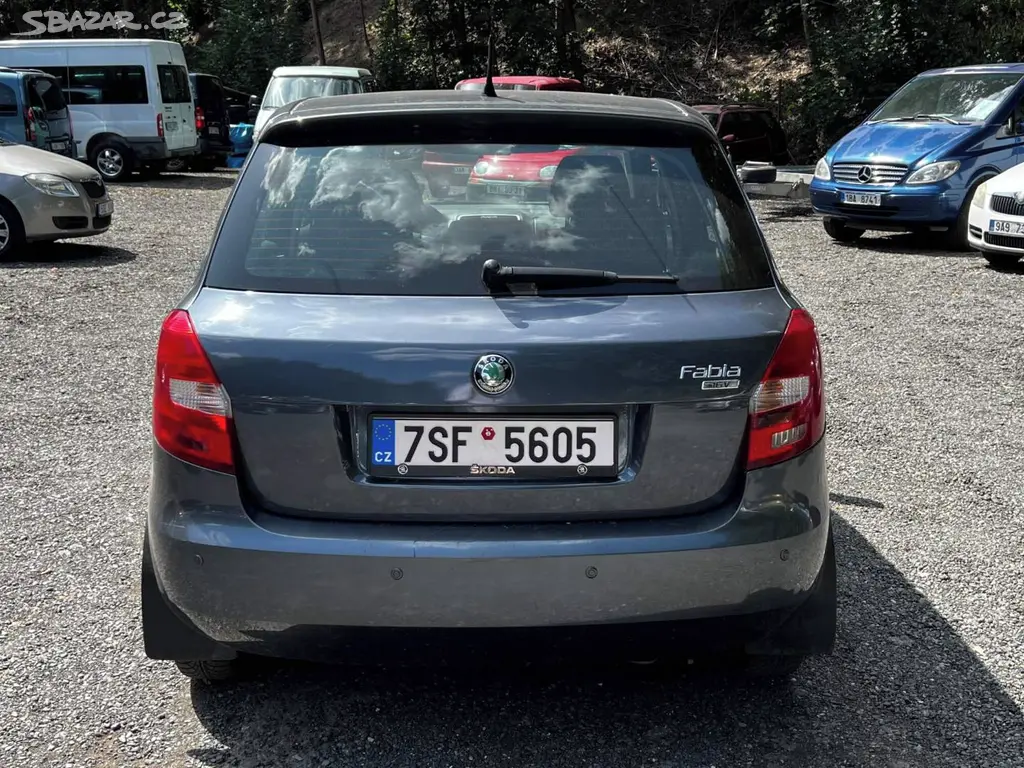 Škoda Fabia 1.6i 16V 77kW klima tempomat 187tkm - fotka 5