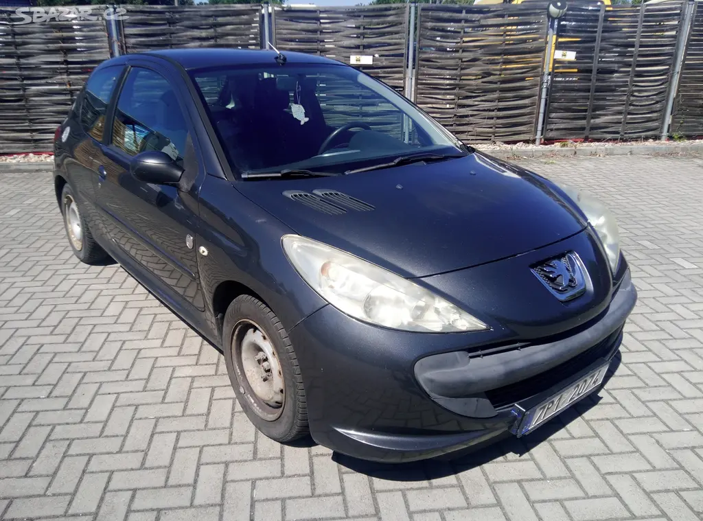 Peugeot 206 + 1.4HDi 50kW 2011 140tkm - fotka 3