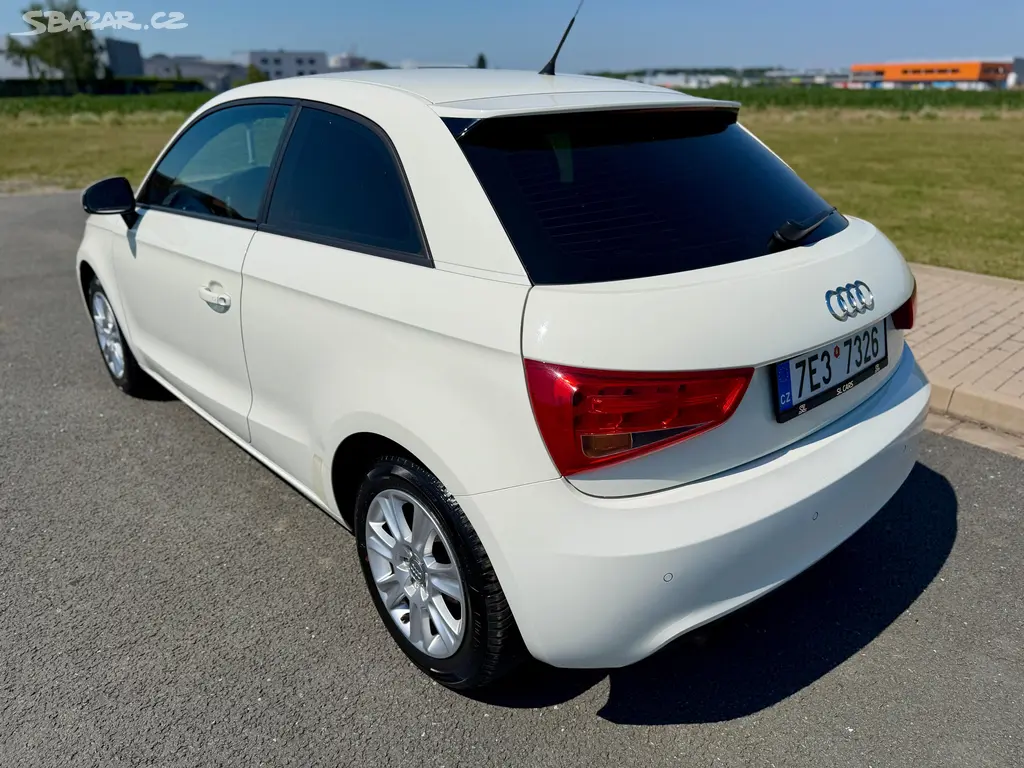 Audi A1, 1.2 TFSI AC VÝHŘEVY SERVISKA - fotka 3