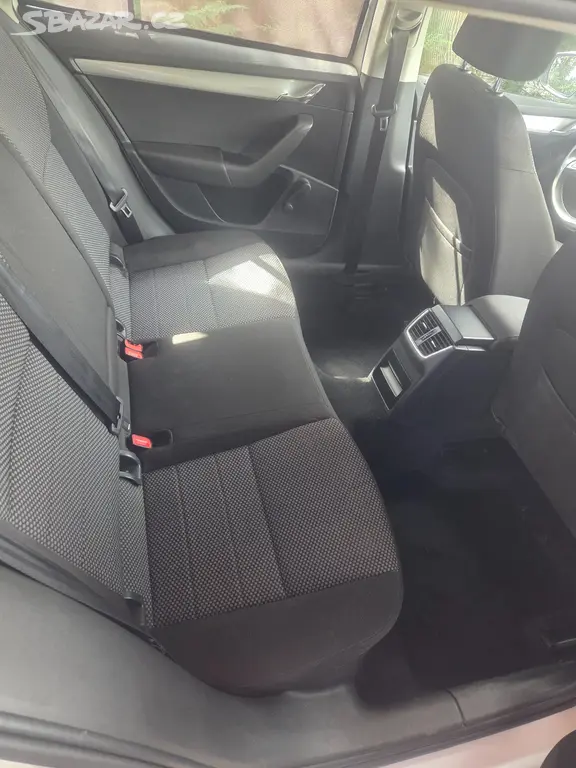 Škoda Octavia III kombi, 2017 - fotka 4