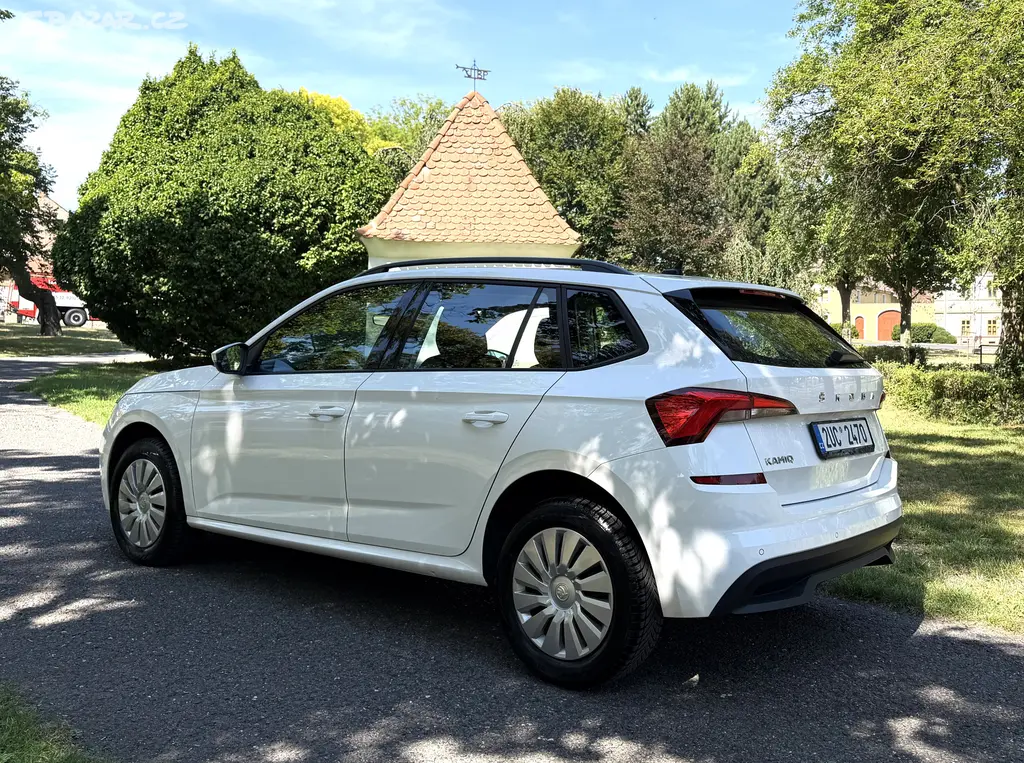Škoda Kamiq, benzín, model 2023, privát - fotka 5