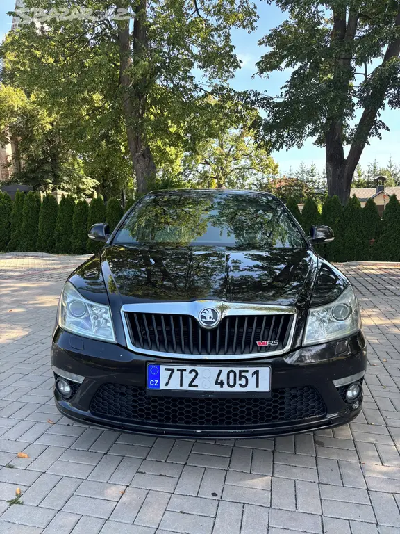 Škoda octavia 2 RS, 2.0 TDi - fotka 3