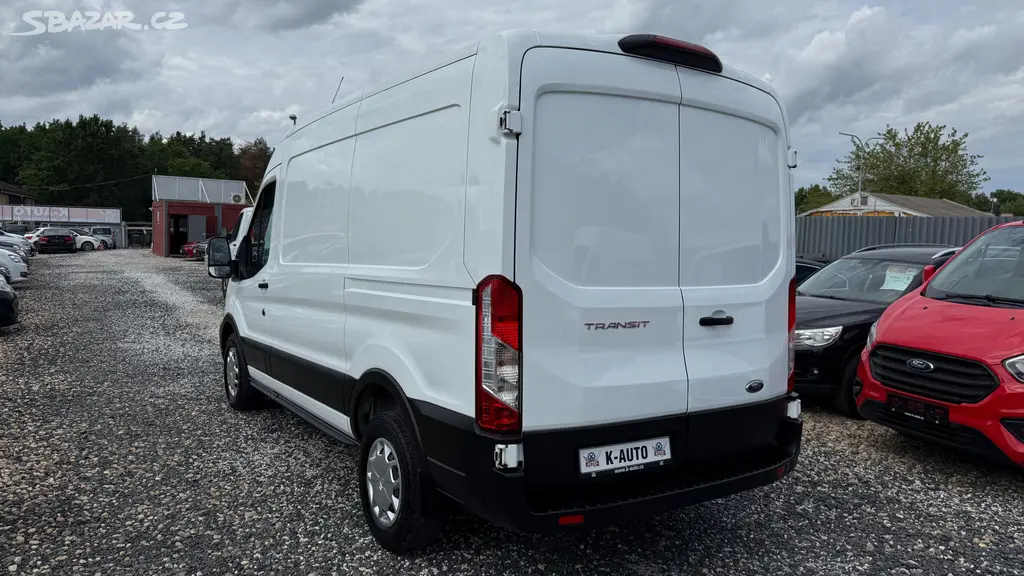 Ford Transit 2.0TDCi 96kW DPH,L2H2,PDC - fotka 6