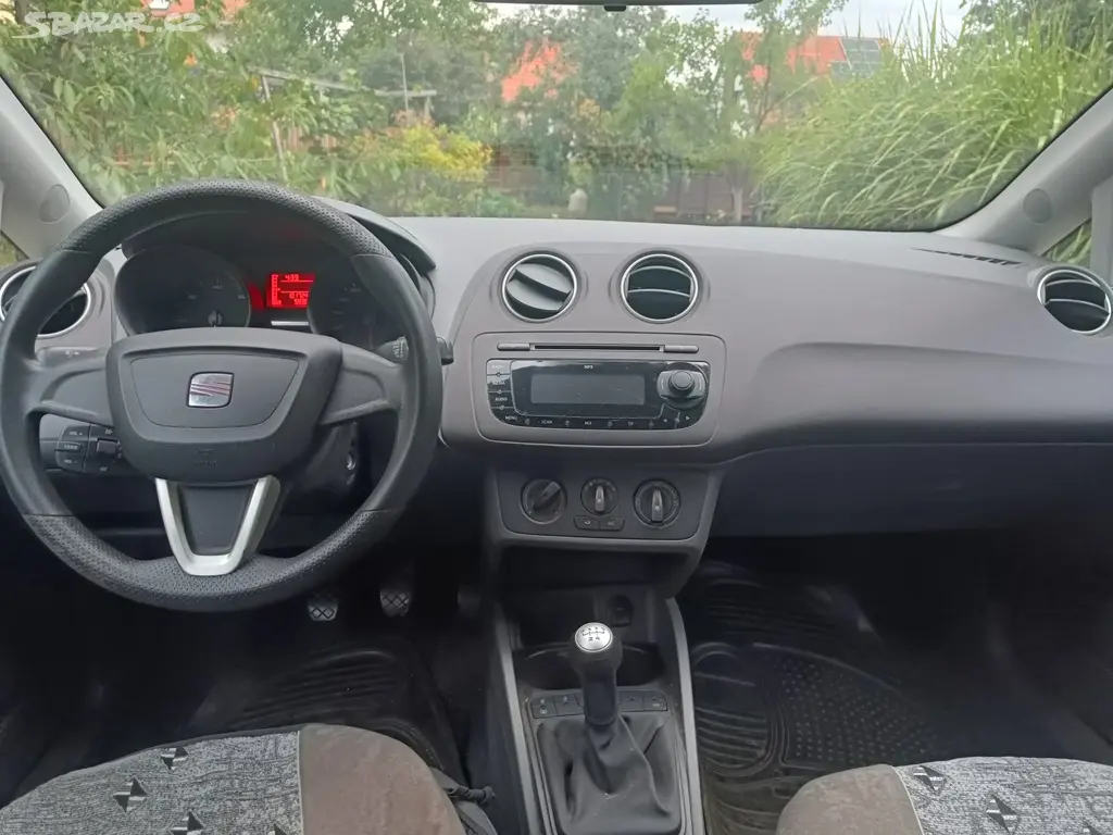 Seat Ibiza 2010 1,4 tdi, ČR, tažné, 101 tis. km - fotka 3