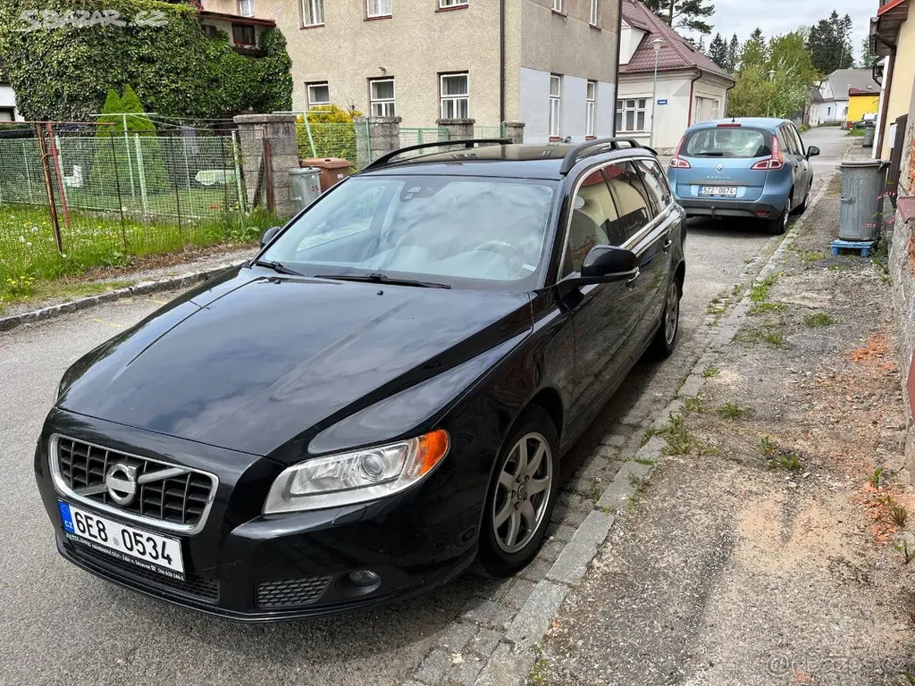 Volvo V70 170kW, 240 tis. km, STK - fotka 5