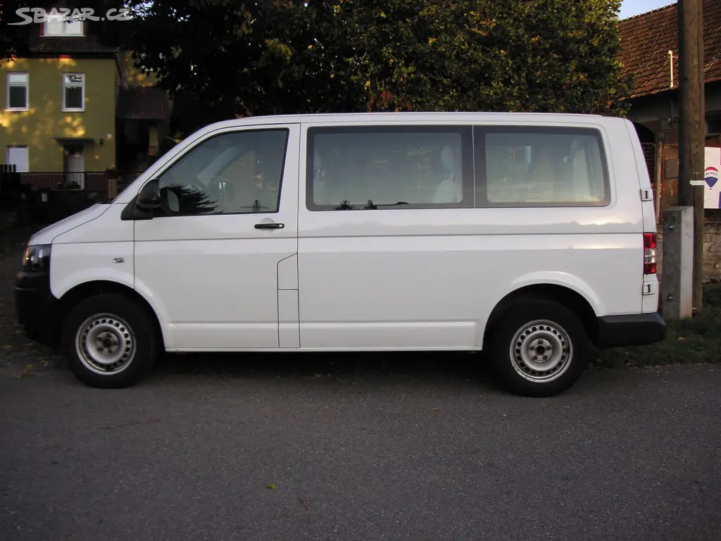 Volkswagen Transporter T5 2.0 TDi - Serviska - fotka 3
