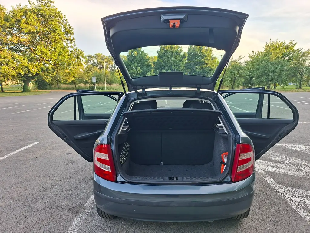 Škoda fabia 1.9. TDI - fotka 6