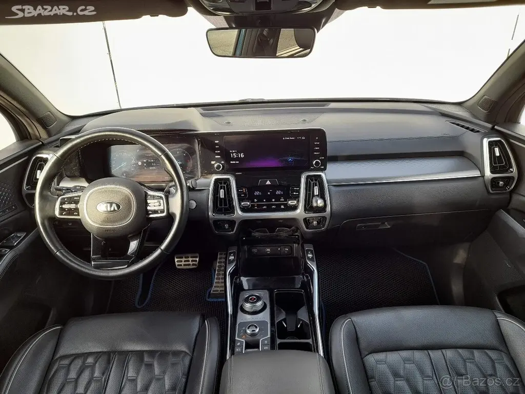 Kia Sorento 2,2 CRDi 148kW SCR 8DCT - fotka 6