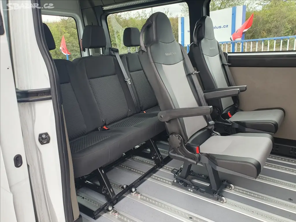Renault Master, 2,3 L2H2 8míst 2x klima č.46. - fotka 6