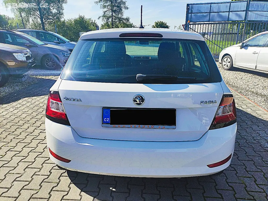 ŠKODA FABIA 1.0 MPi,44KW,KLIMA,6xAIRBAG,NOVÉ v CZ. - fotka 5