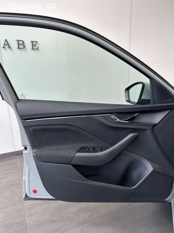SKODA Scala 1.5 TSI DSG - fotka 5