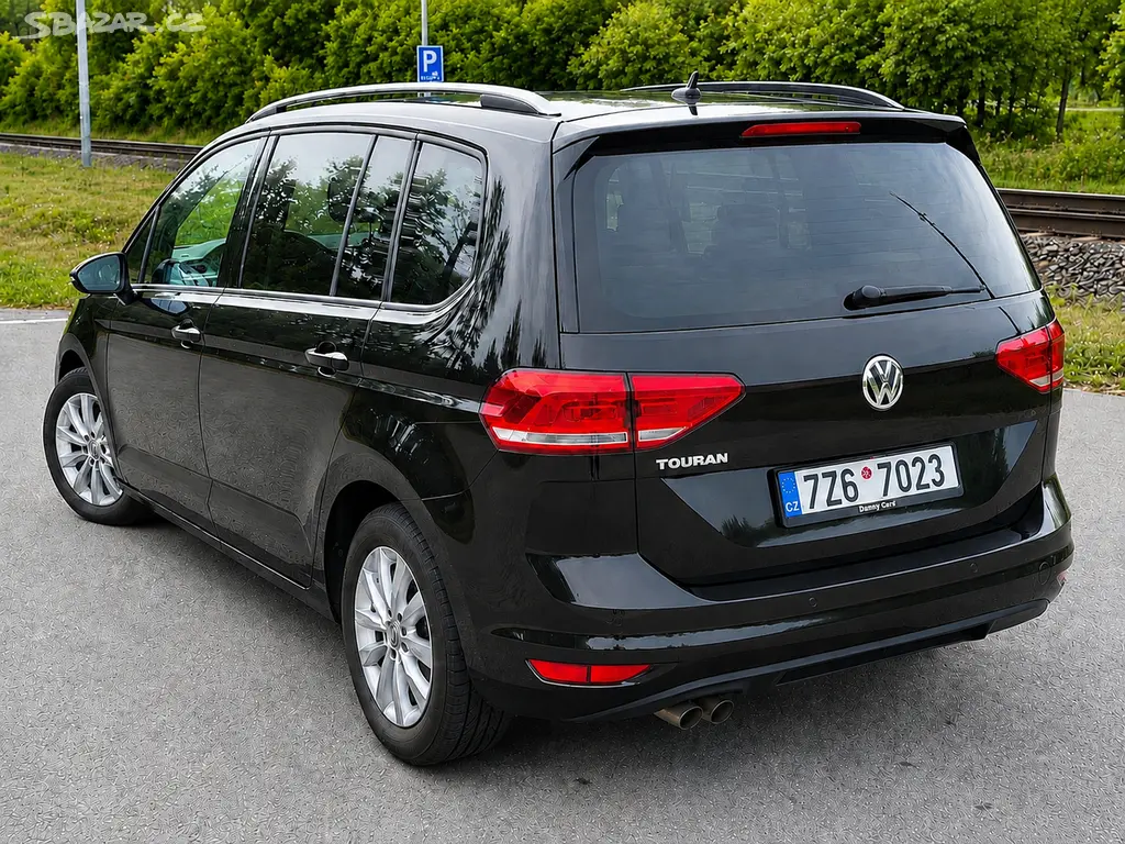 Volkswagen Touran 2.0 TDI 110kW DSG, 2019, NAVI - fotka 3