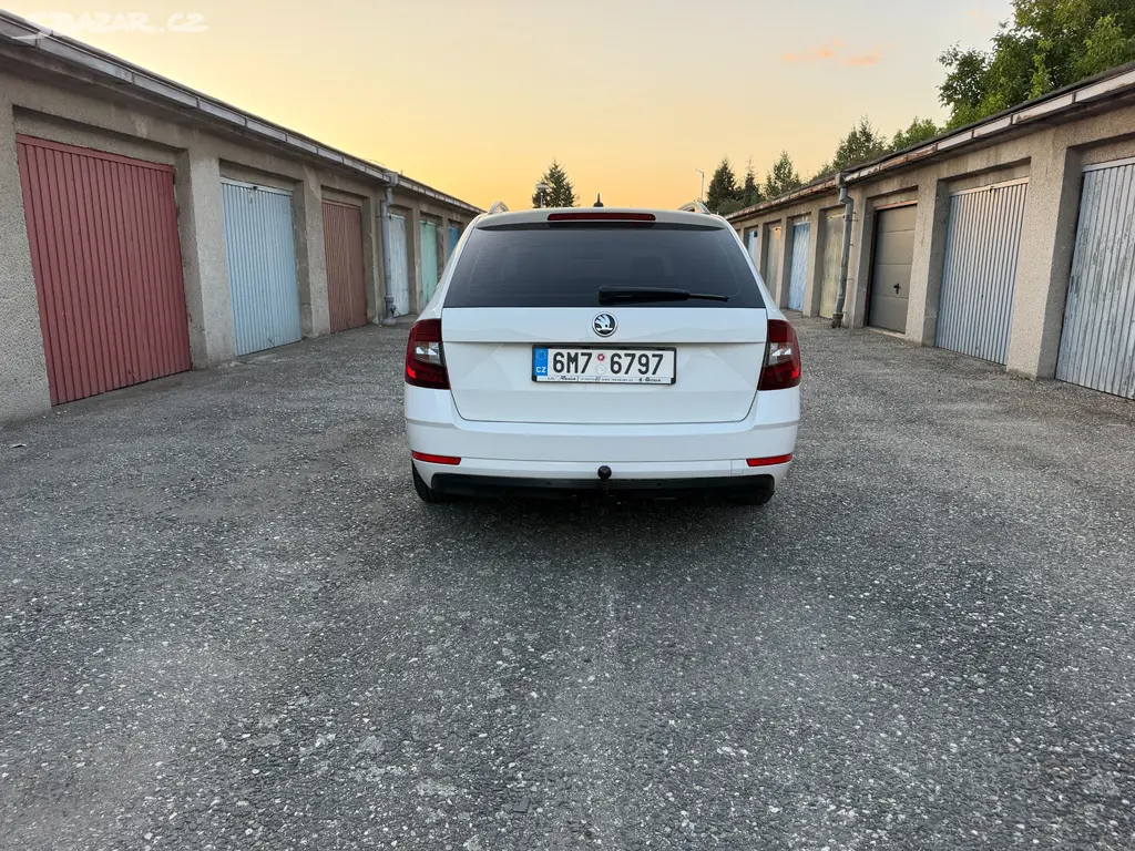 Škoda Octavia 3 Kombi 1.6 TDI, STYLE PLUS - fotka 6