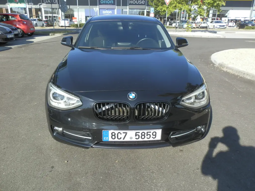 BMW řada 1 - 1,6i nová STK - fotka 2
