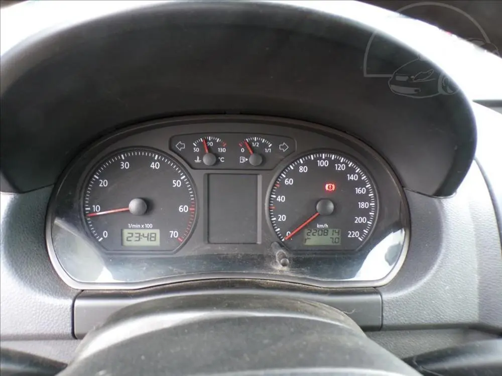 Volkswagen Polo 1,2 12V KLIMA - fotka 5