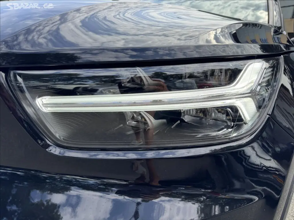Volvo XC40, 2,0 AWD+360.FULL LED+ - fotka 4