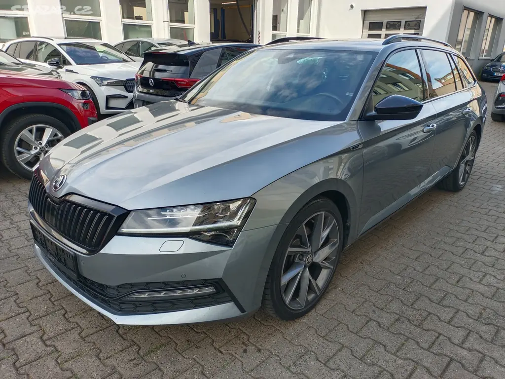 Škoda Superb 3 Combi Sportline 2.0 TDI 147kW DSG - fotka 2