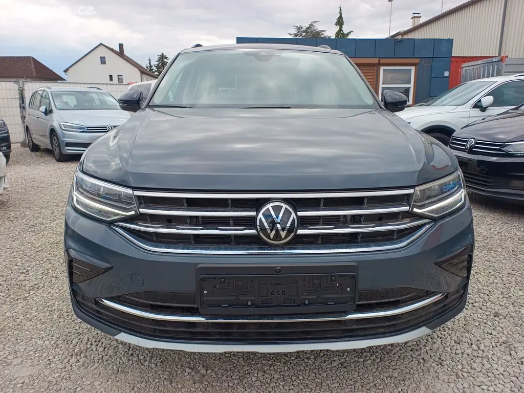 VW Tiguan Urban Sport 2.0 TSI DSG 4Motion - 190 PS - fotka 2